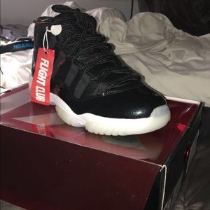 Air Jordan 11 72-10 Men